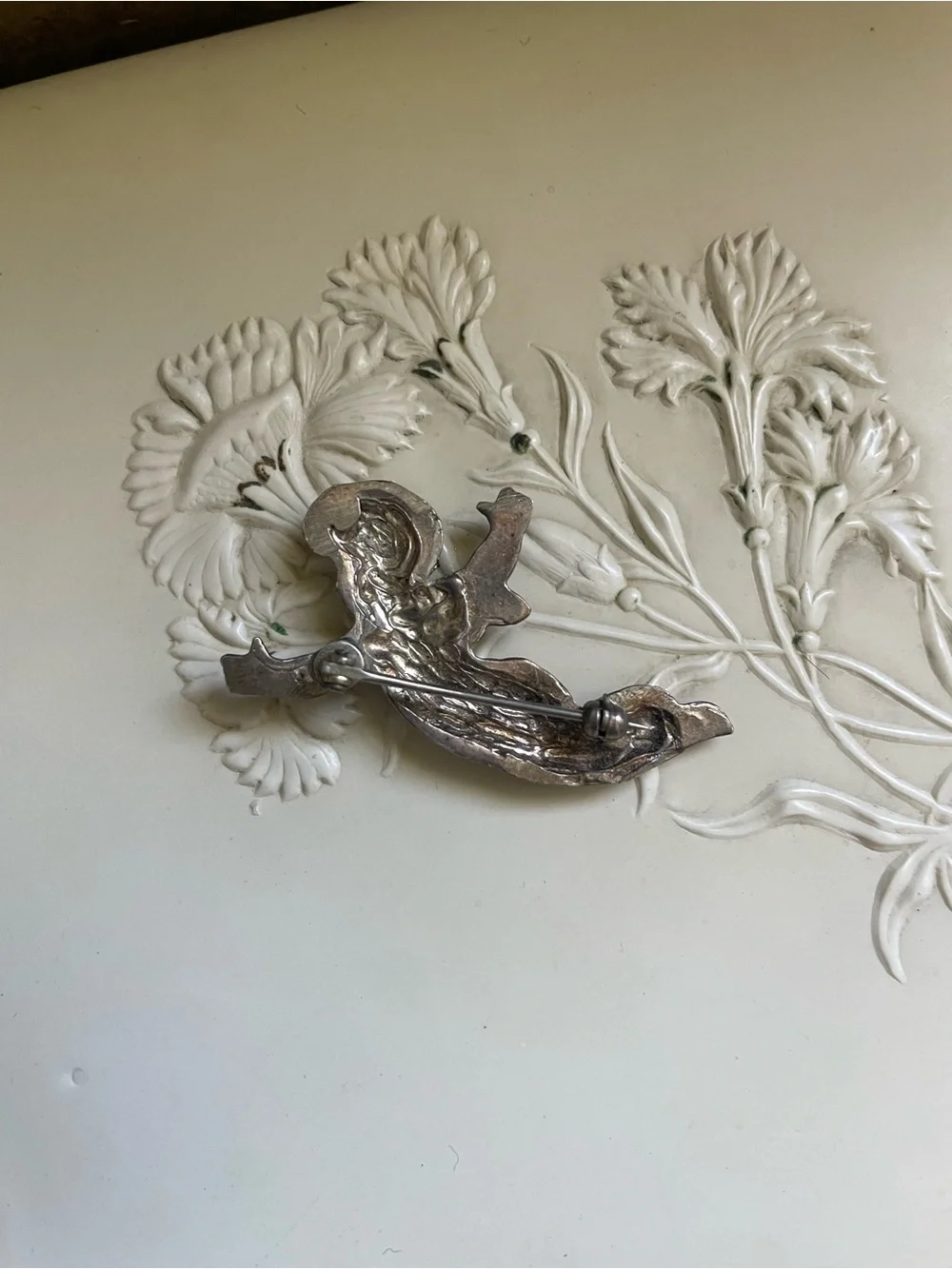 Vintage Flying Cherub Brooch Silver Tone